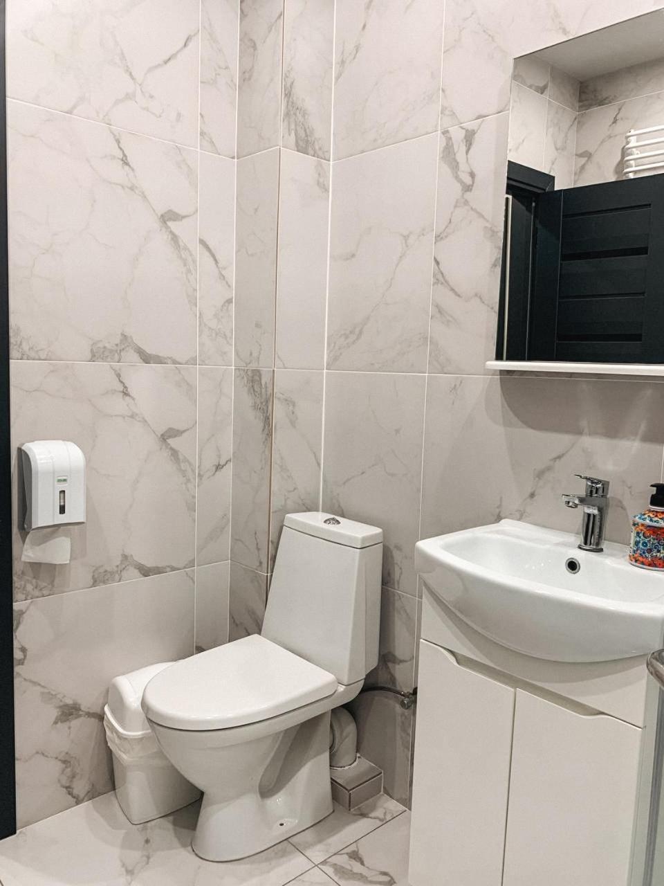 Apartments Domovik Mira 11S/5 موكاشيفه المظهر الخارجي الصورة